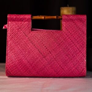 Putu by J MacLear Straw Purse (Pink) Bamboo Handle Lined with Zipper 9x12